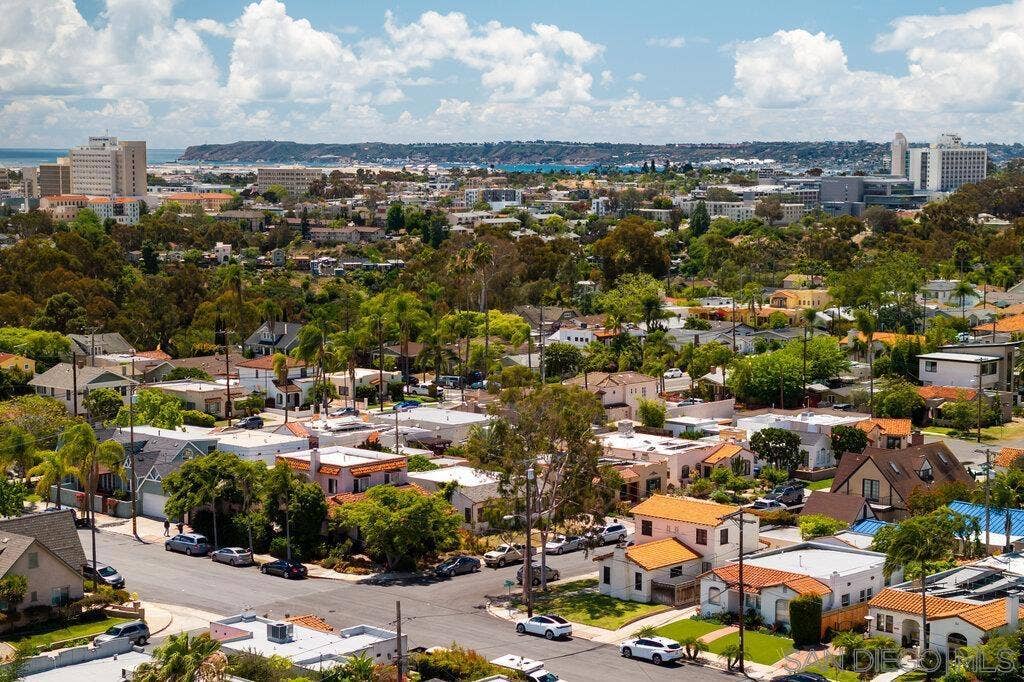 1240 Golden Gate Dr., San Diego, CA 92116 1240 Golden Gate Dr., San Diego, CA 92116