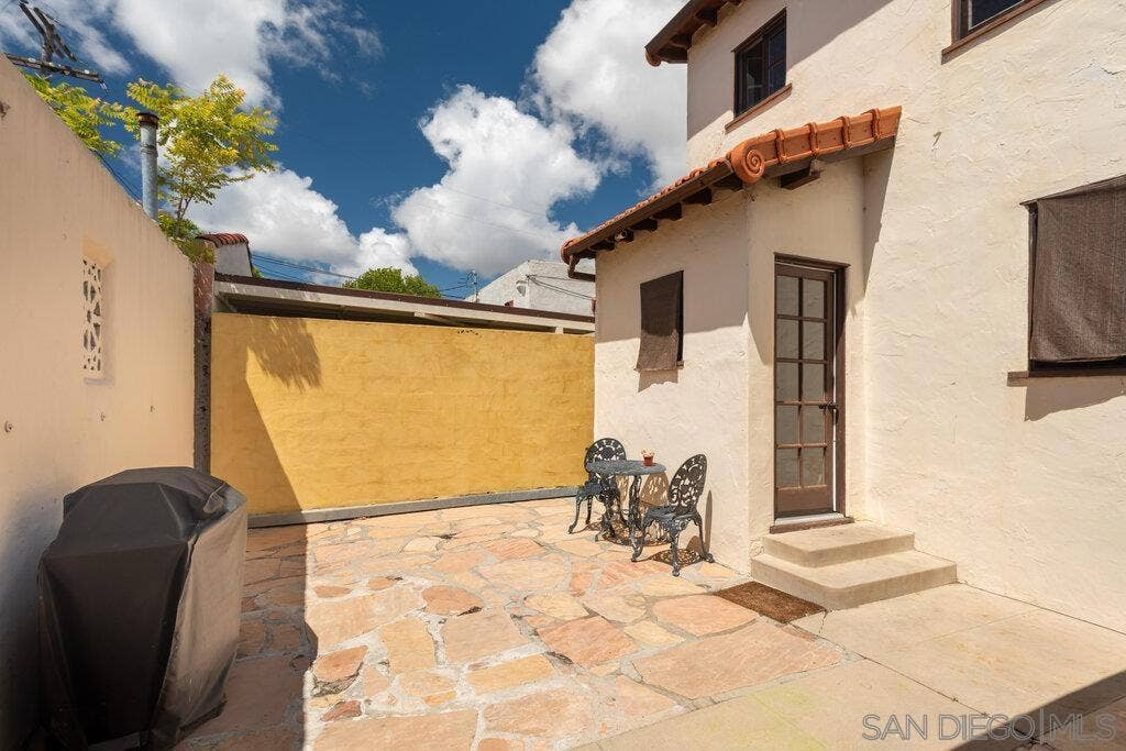 1240 Golden Gate Dr., San Diego, CA 92116 1240 Golden Gate Dr., San Diego, CA 92116