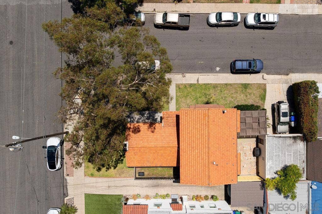 1240 Golden Gate Dr., San Diego, CA 92116 1240 Golden Gate Dr., San Diego, CA 92116
