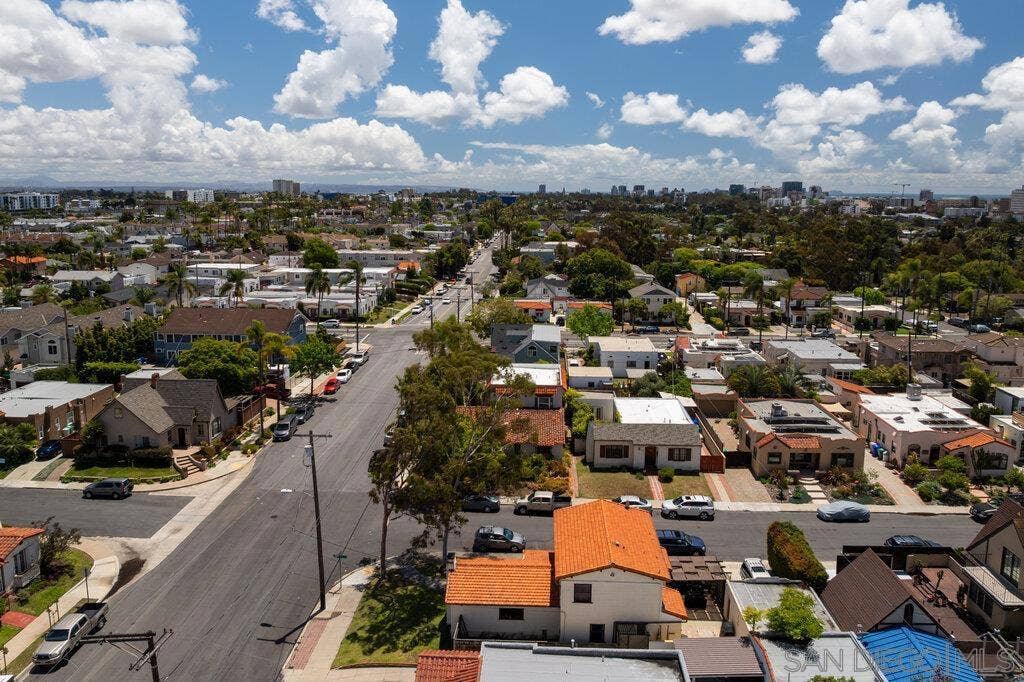 1240 Golden Gate Dr., San Diego, CA 92116 1240 Golden Gate Dr., San Diego, CA 92116