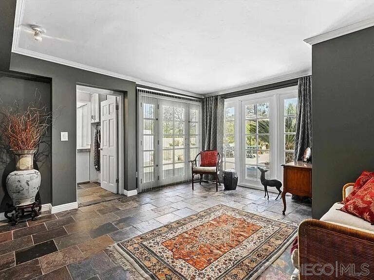 1556 VIA RANCHO PKWY, Escondido, CA 92029 1556 VIA RANCHO PKWY, Escondido, CA 92029
