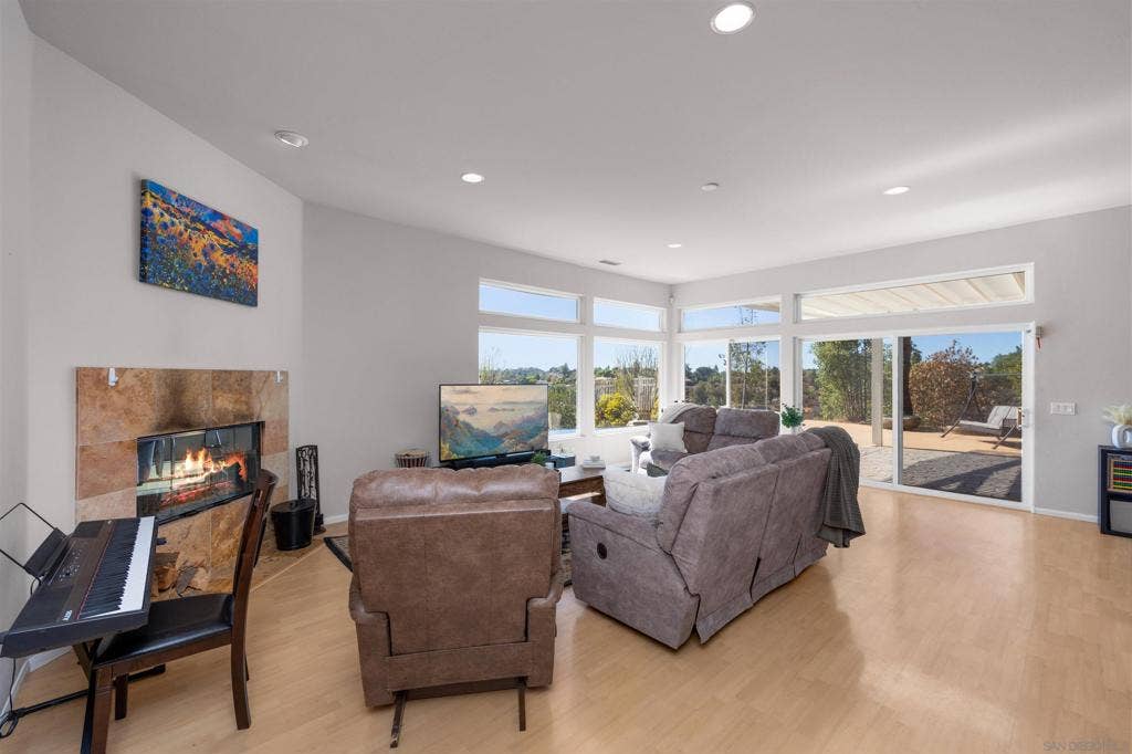 2261 Camino Del Vecino, Alpine, CA 91901