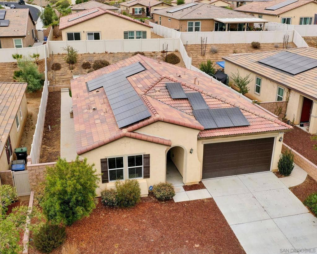 28192 Chambers Ave, Menifee, CA 92585 28192 Chambers Ave, Menifee, CA 92585