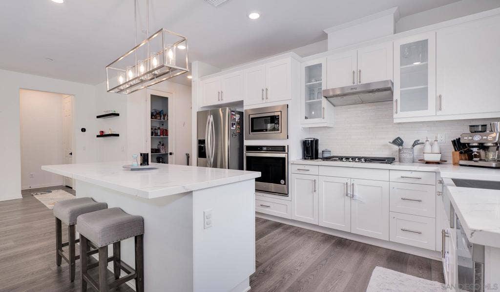28192 Chambers Ave, Menifee, CA 92585 28192 Chambers Ave, Menifee, CA 92585