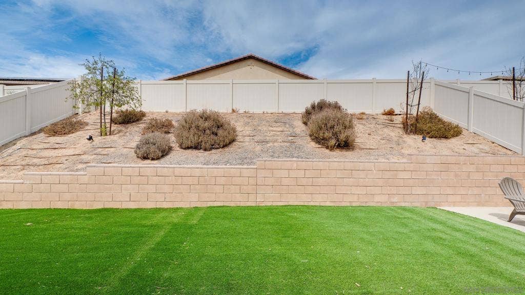 28192 Chambers Ave, Menifee, CA 92585 28192 Chambers Ave, Menifee, CA 92585