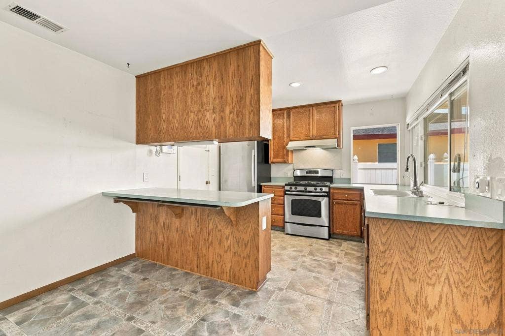 931 Eton Ct, Chula Vista, CA 91913 931 Eton Ct, Chula Vista, CA 91913