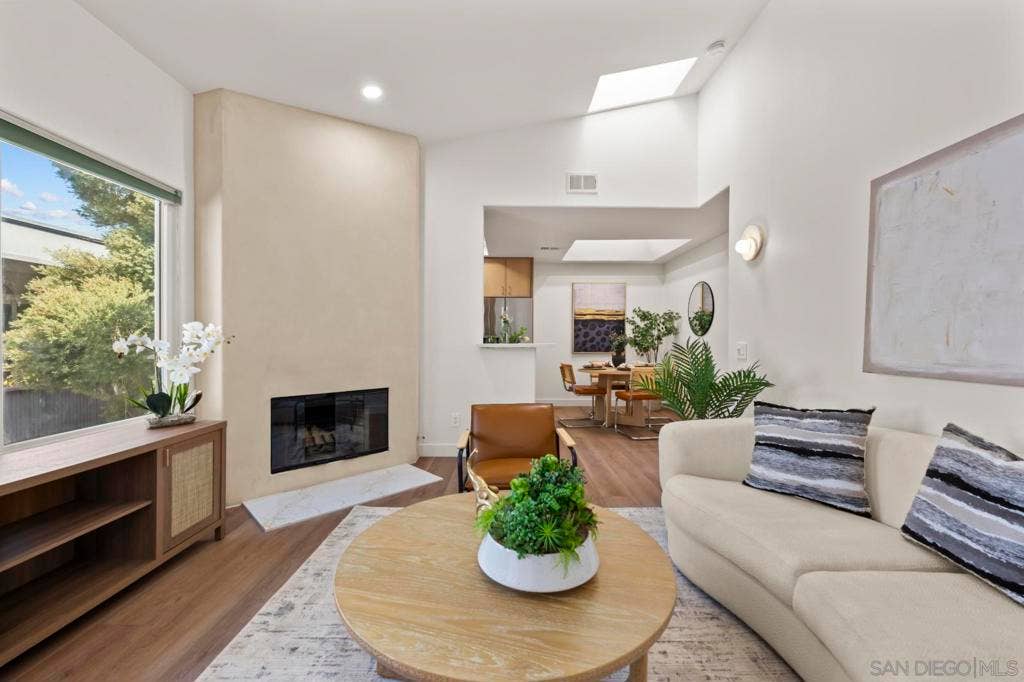 3644 3rd Ave, #5, San Diego, CA 92103 3644 3rd Ave, #5, San Diego, CA 92103