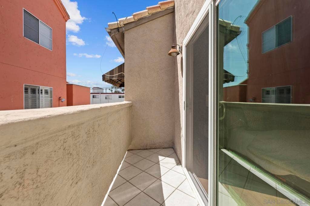 3644 3rd Ave, #5, San Diego, CA 92103 3644 3rd Ave, #5, San Diego, CA 92103