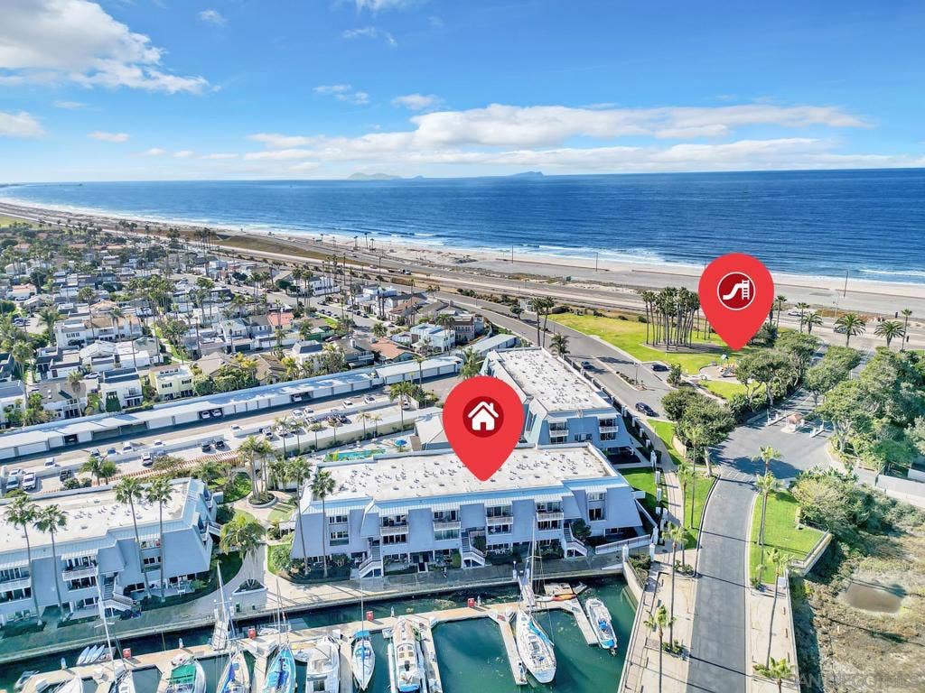 32 Montego Court, Coronado, CA 92118 32 Montego Court, Coronado, CA 92118