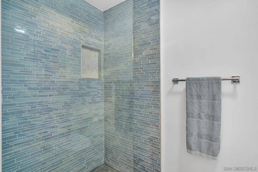 32 Montego Court, Coronado, CA 92118 32 Montego Court, Coronado, CA 92118