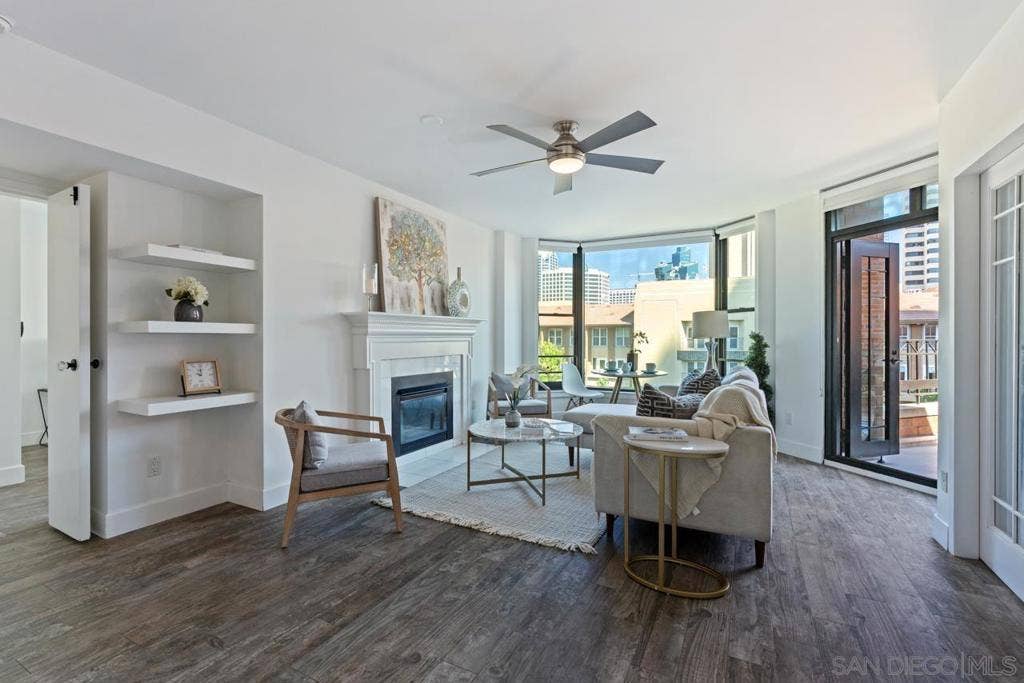 500 W Harbor Dr., #624, San Diego, CA 92101 Living Room