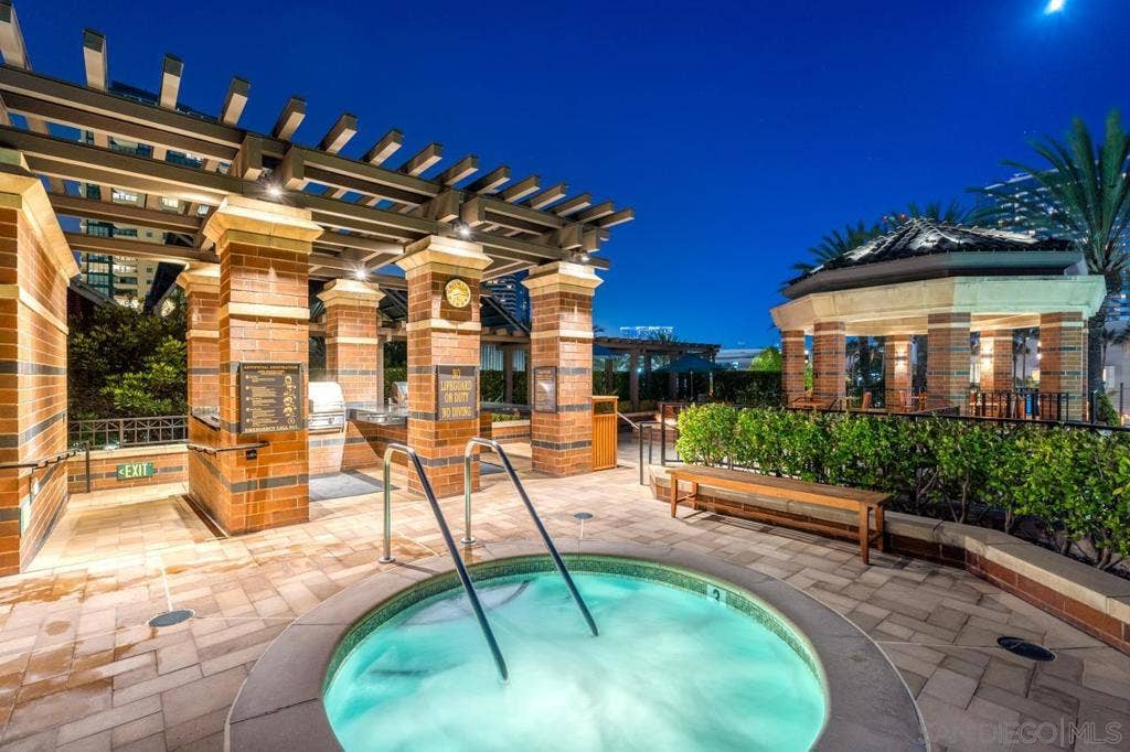 500 W Harbor Dr., #624, San Diego, CA 92101 500 W Harbor Dr., #624, San Diego, CA 92101