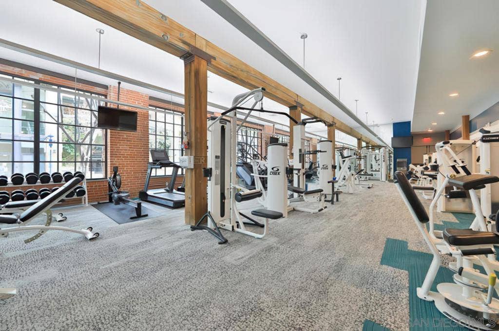 500 W Harbor Dr., #624, San Diego, CA 92101 500 W Harbor Dr., #624, San Diego, CA 92101