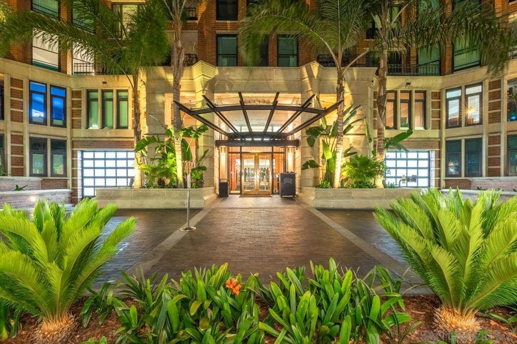 500 W Harbor Dr., #624, San Diego, CA 92101 500 W Harbor Dr., #624, San Diego, CA 92101