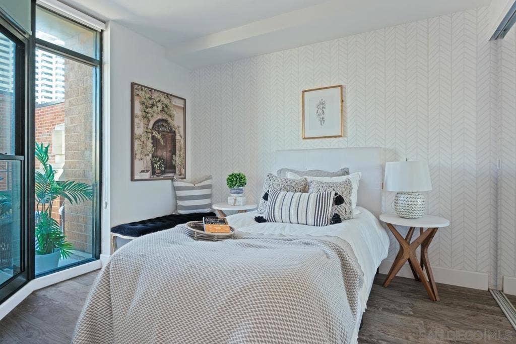 500 W Harbor Dr., #624, San Diego, CA 92101 Bedroom