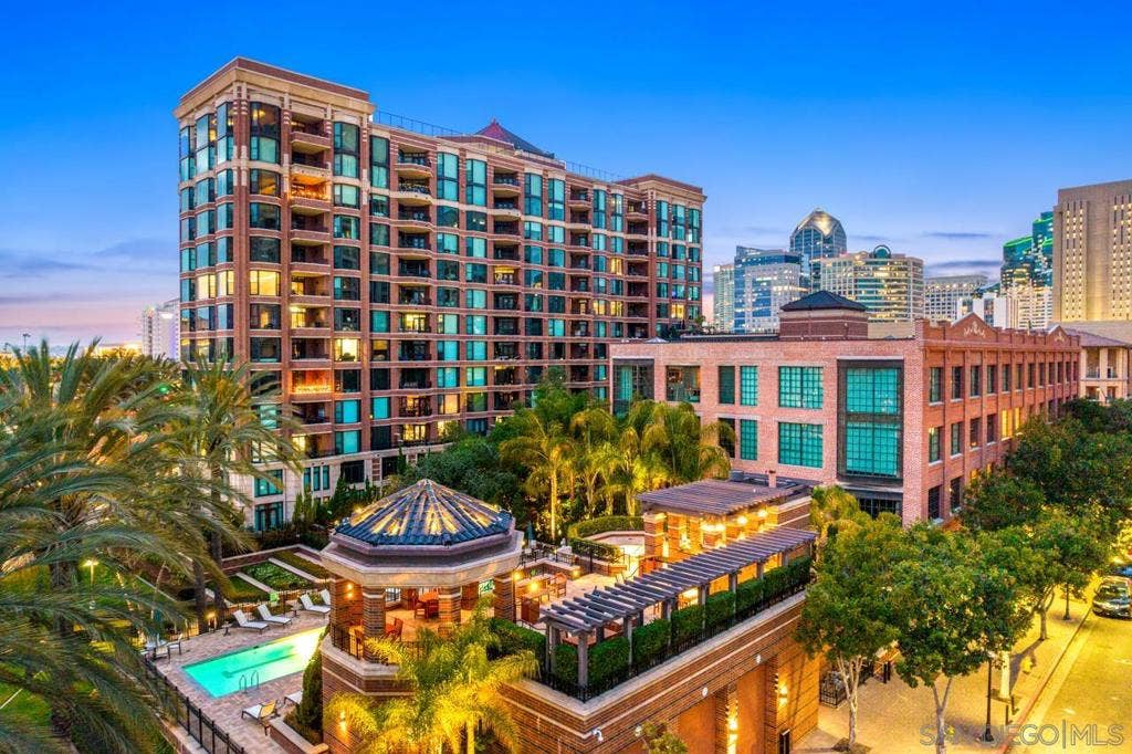 500 W Harbor Dr., #624, San Diego, CA 92101 500 W Harbor Dr., #624, San Diego, CA 92101