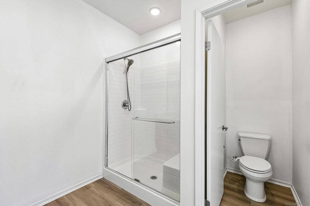 5227 Surfwalk, #106, San Diego, CA 92154