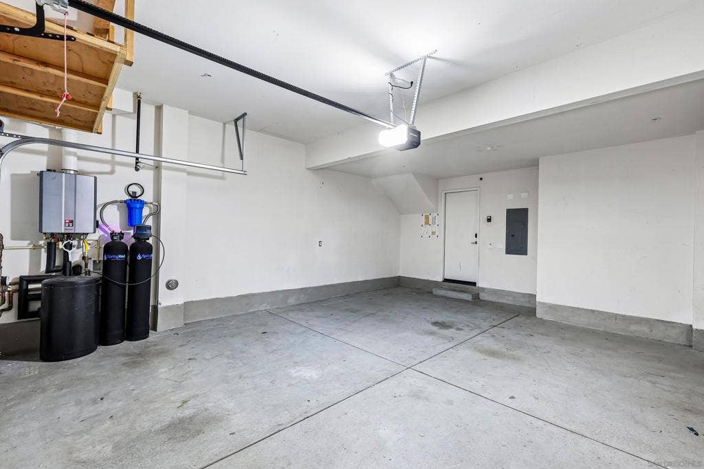 5227 Surfwalk, #106, San Diego, CA 92154