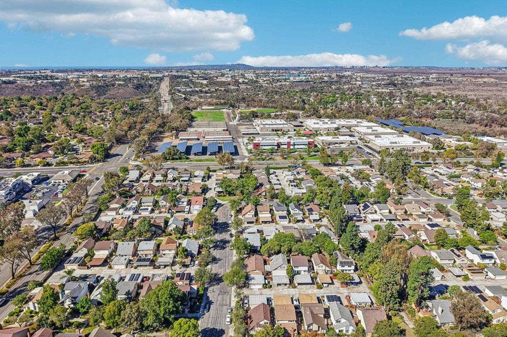 10664 Escobar, San Diego, CA 92124