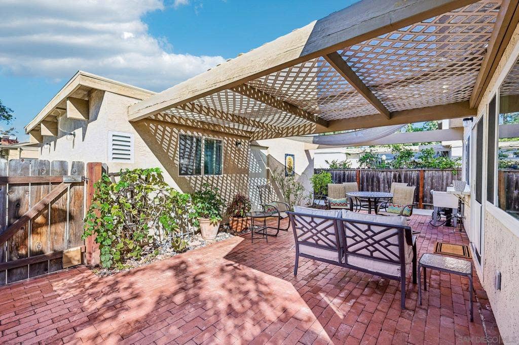 10664 Escobar, San Diego, CA 92124