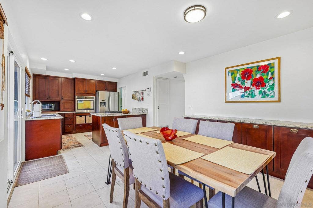 10664 Escobar, San Diego, CA 92124