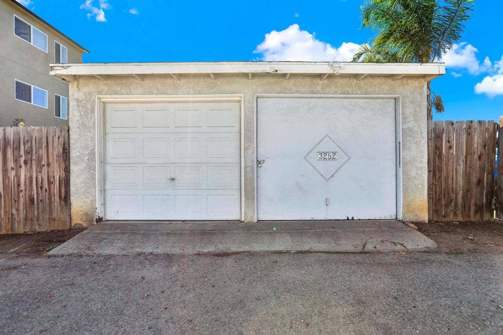 3252 Clairemont Mesa Blvd, San Diego, CA 92117 3252 Clairemont Mesa Blvd, San Diego, CA 92117