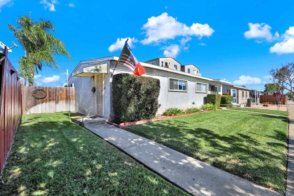 3252 Clairemont Mesa Blvd, San Diego, CA 92117 3252 Clairemont Mesa Blvd, San Diego, CA 92117