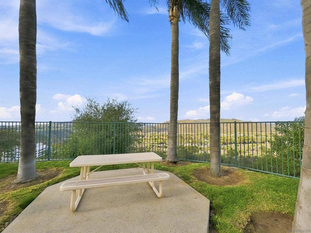 10970 Ivy Hill, #2, San Diego, CA 92131 10970 Ivy Hill, #2, San Diego, CA 92131