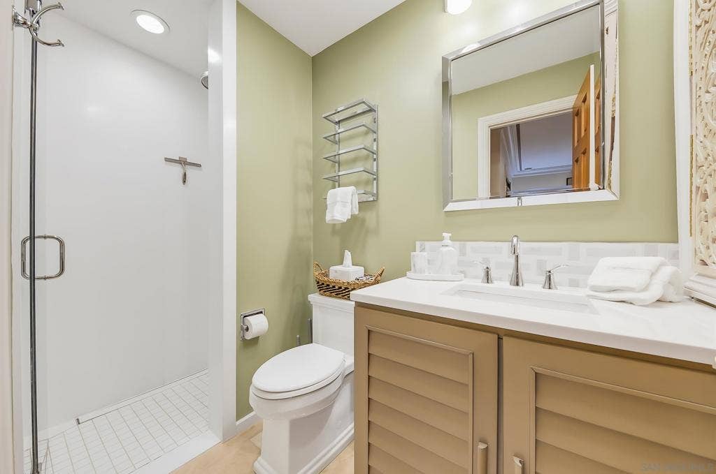 219 Calle De Sereno, Encinitas, CA 92024 219 Calle De Sereno, Encinitas, CA 92024
