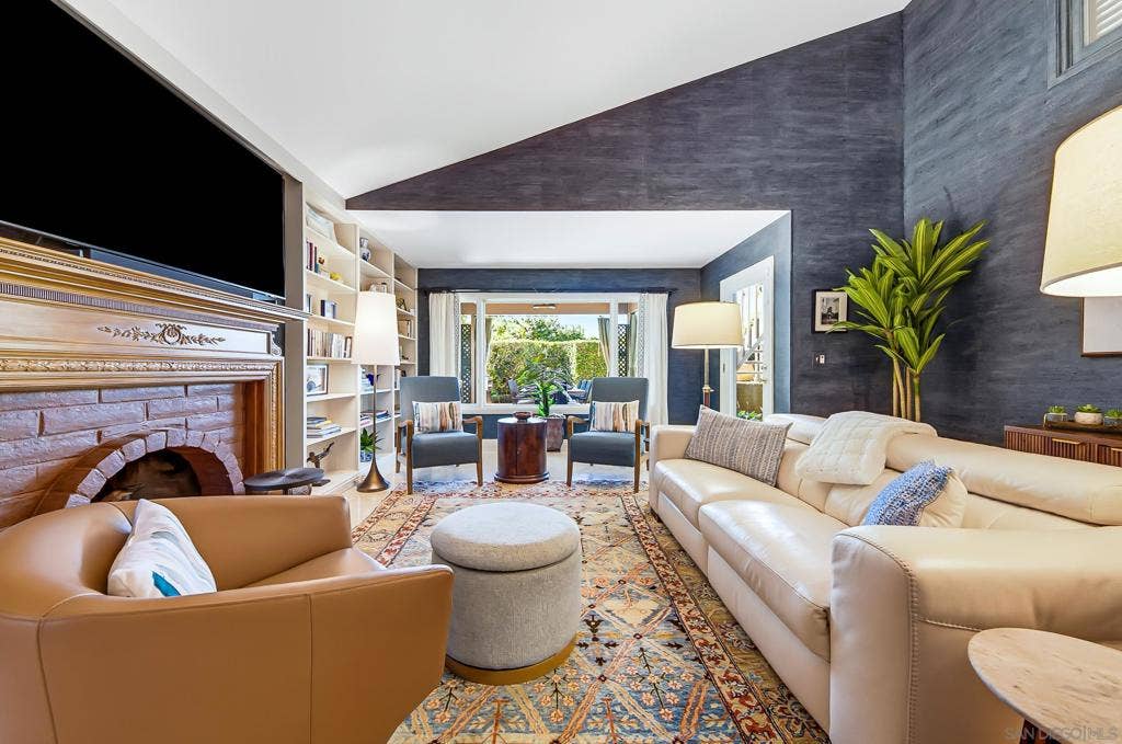 219 Calle De Sereno, Encinitas, CA 92024 219 Calle De Sereno, Encinitas, CA 92024