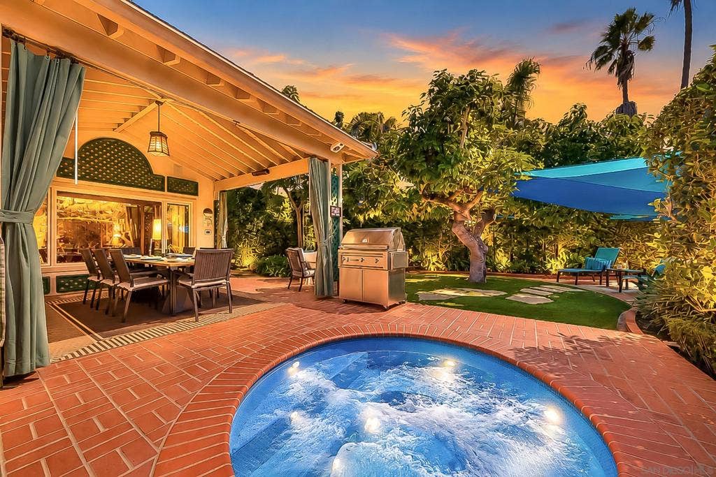 219 Calle De Sereno, Encinitas, CA 92024 219 Calle De Sereno, Encinitas, CA 92024
