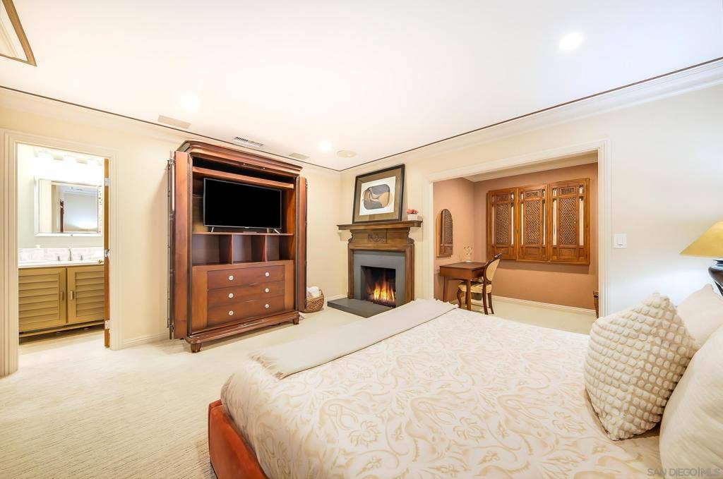 219 Calle De Sereno, Encinitas, CA 92024 219 Calle De Sereno, Encinitas, CA 92024