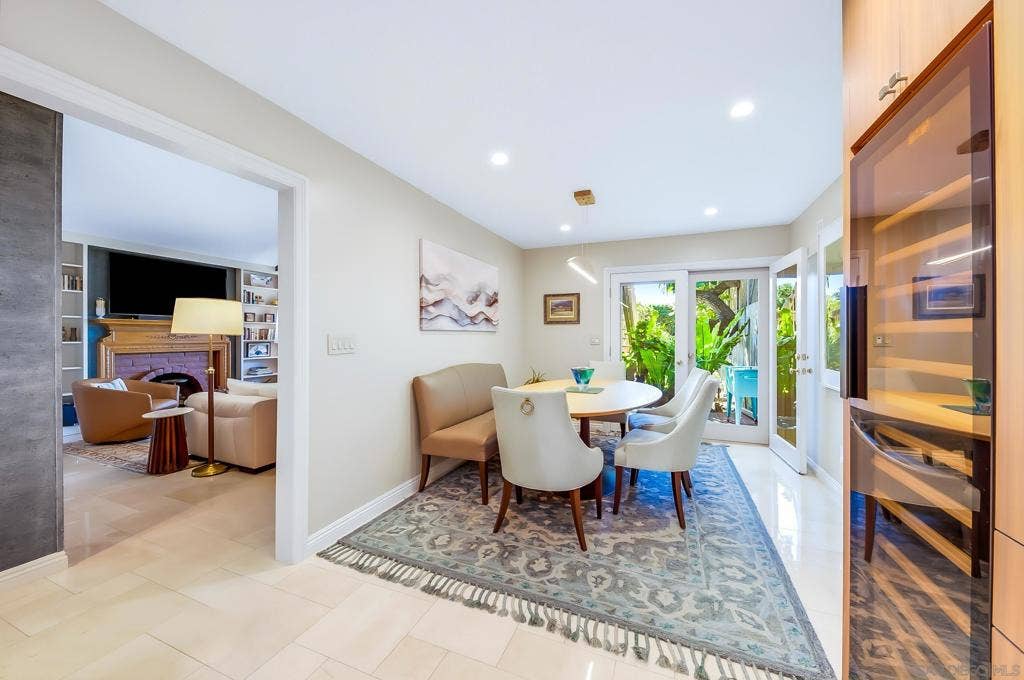 219 Calle De Sereno, Encinitas, CA 92024 219 Calle De Sereno, Encinitas, CA 92024