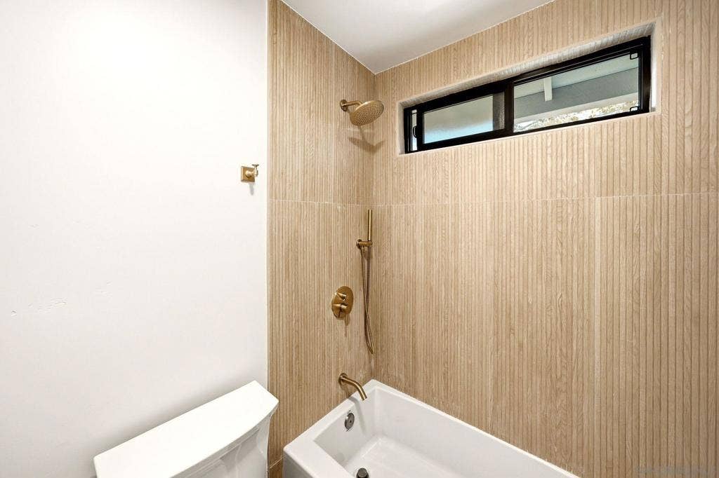 13293 Thunderhead, San Diego, CA 92129 13293 Thunderhead, San Diego, CA 92129