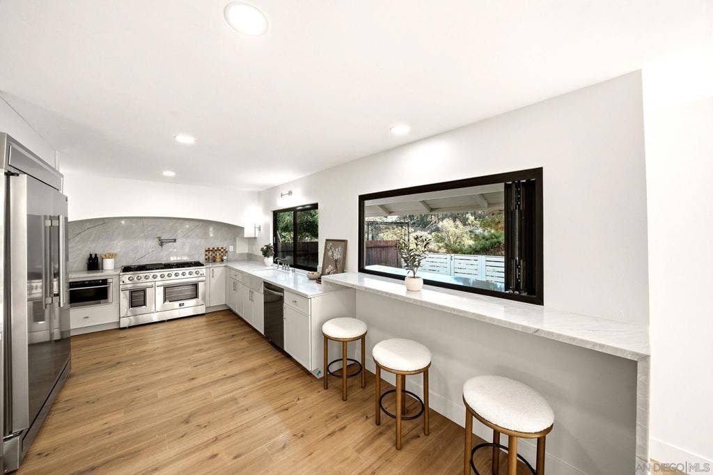 13293 Thunderhead, San Diego, CA 92129 13293 Thunderhead, San Diego, CA 92129