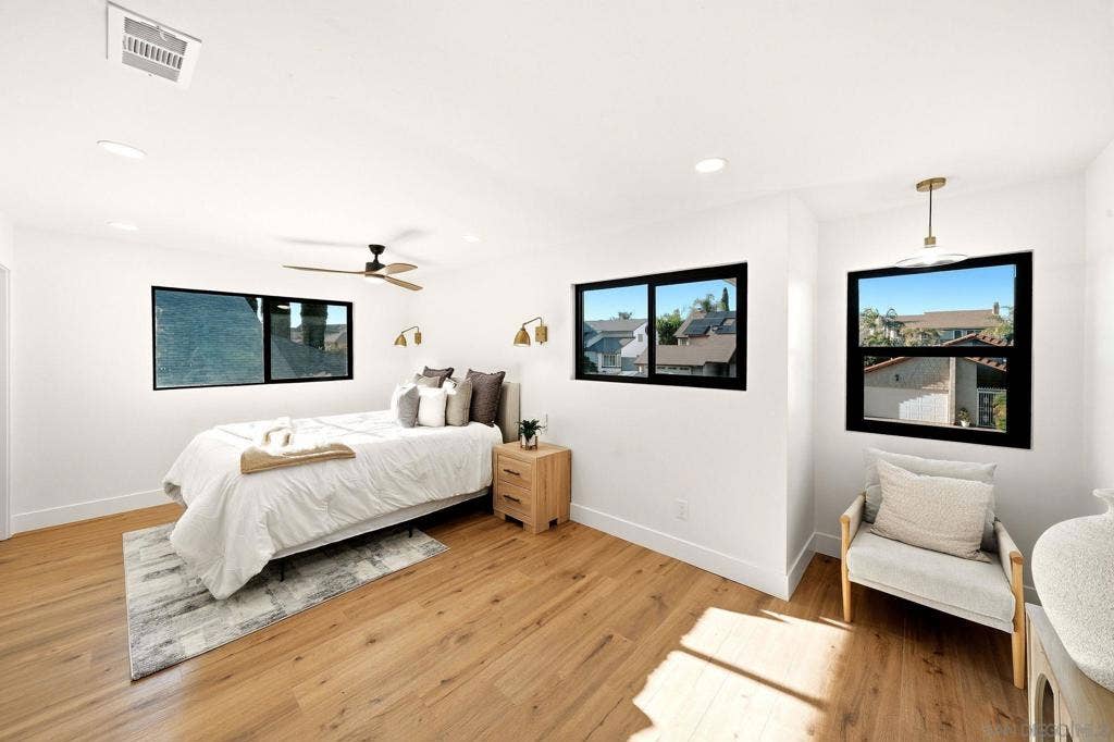 13293 Thunderhead, San Diego, CA 92129 13293 Thunderhead, San Diego, CA 92129