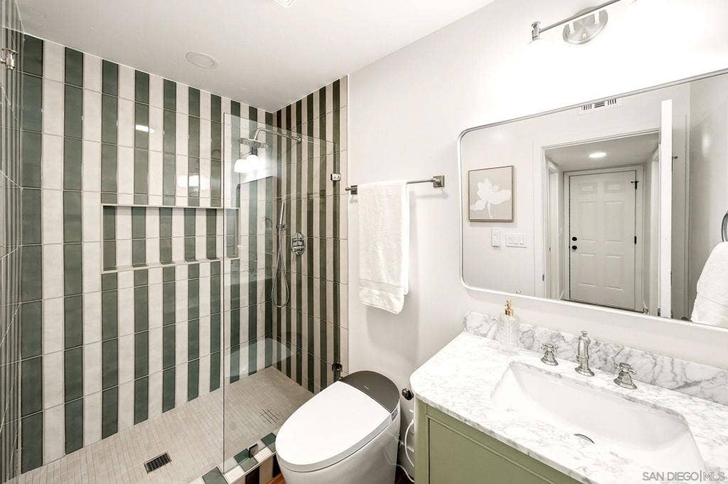 13293 Thunderhead, San Diego, CA 92129 13293 Thunderhead, San Diego, CA 92129