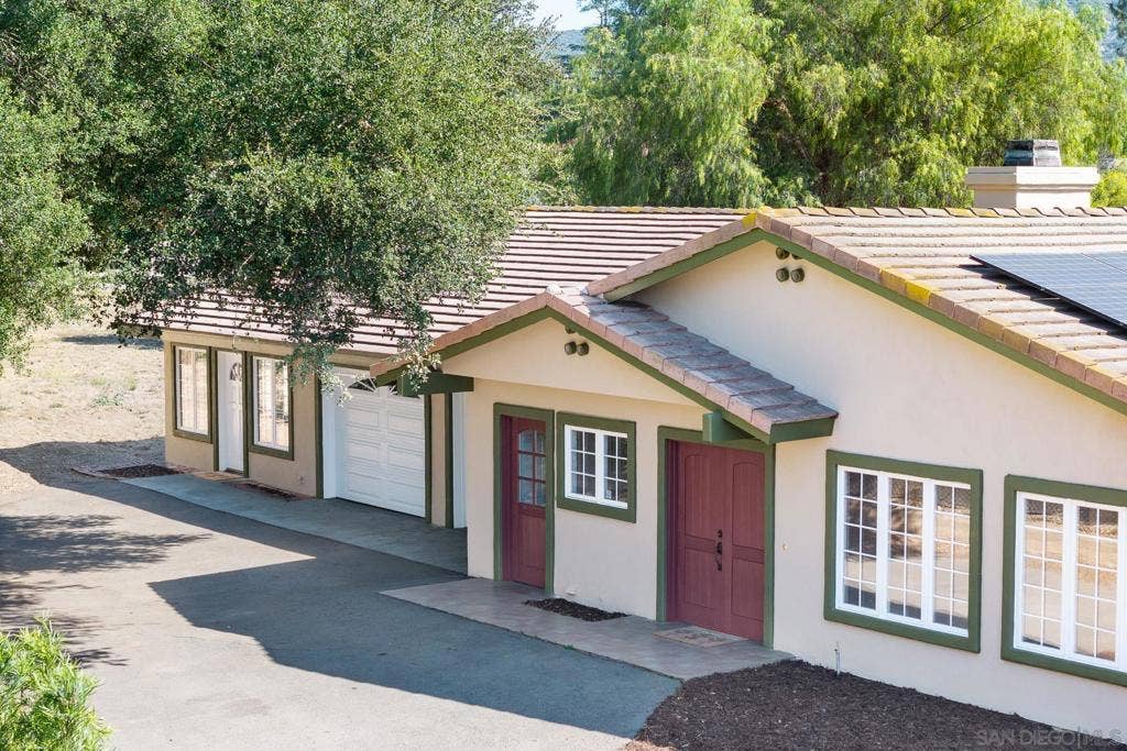 31973 Runway Drive, Valley Center, CA 92082