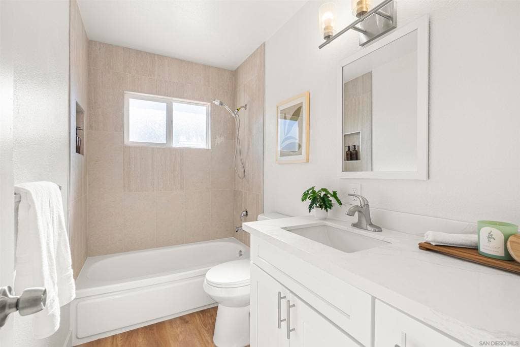 5090 Mount Harris Drive, San Diego, CA 92117 5090 Mount Harris Drive, San Diego, CA 92117