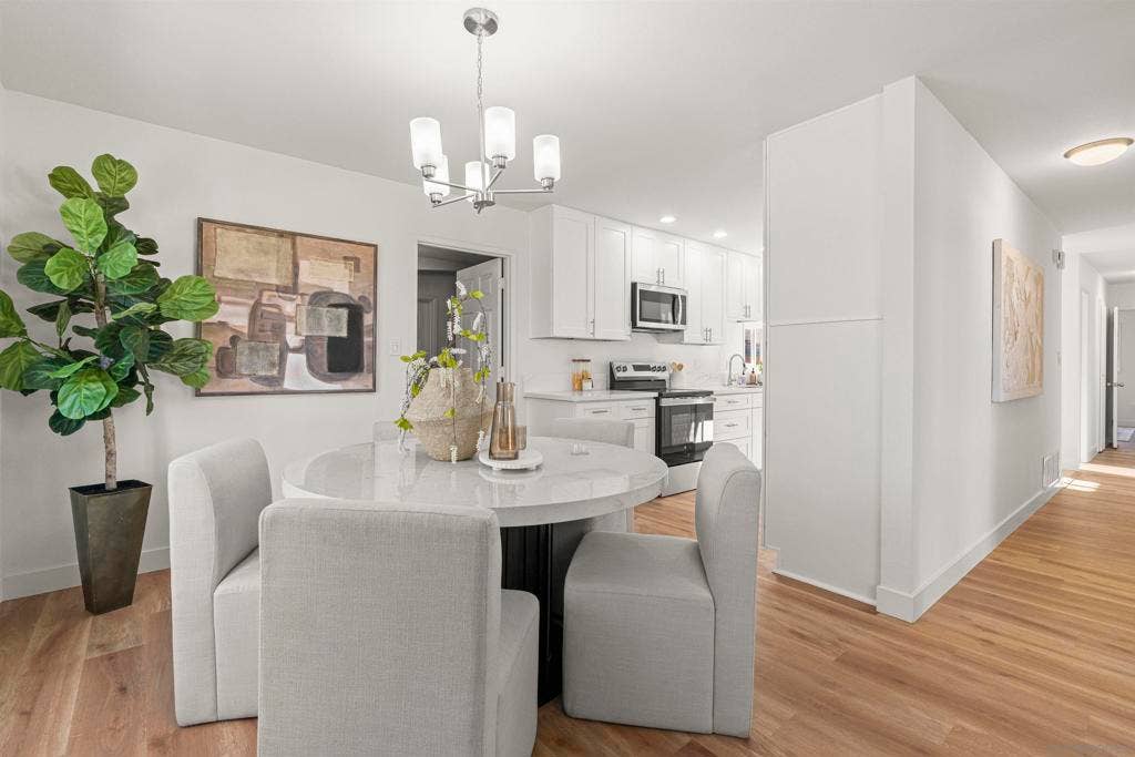 5090 Mount Harris Drive, San Diego, CA 92117 5090 Mount Harris Drive, San Diego, CA 92117