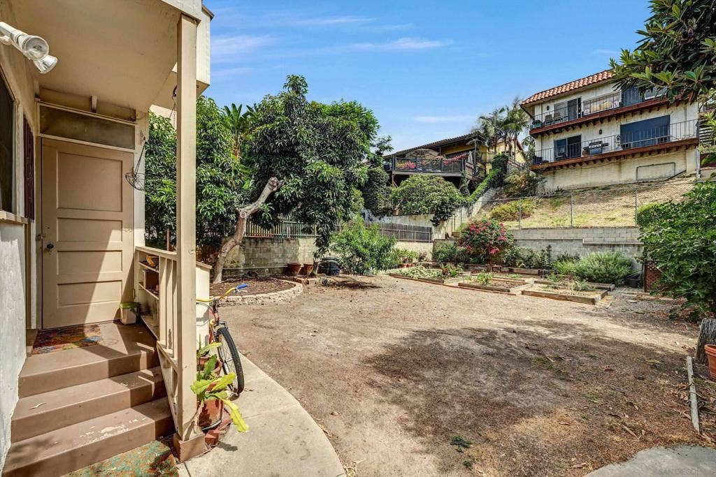 3319 Columbia St, San Diego, CA 92103 3319 Columbia St, San Diego, CA 92103
