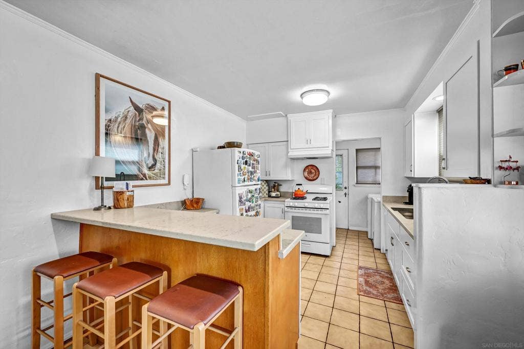 3319 Columbia St, San Diego, CA 92103 3319 Columbia St, San Diego, CA 92103