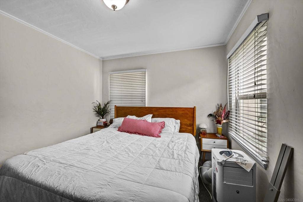 3319 Columbia St, San Diego, CA 92103 3319 Columbia St, San Diego, CA 92103