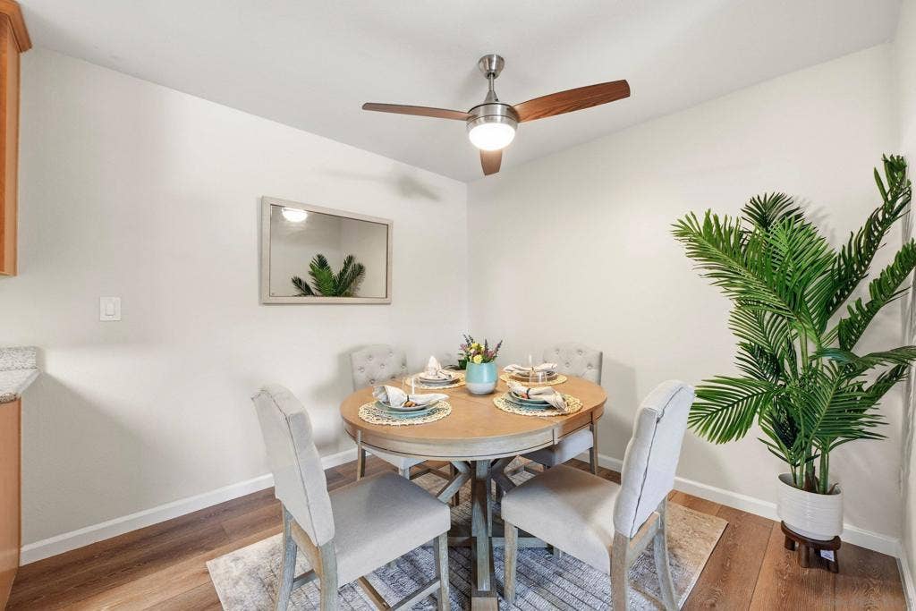 1740 S El Camino Real, #J201, Encinitas, CA 92024 1740 S El Camino Real, #J201, Encinitas, CA 92024