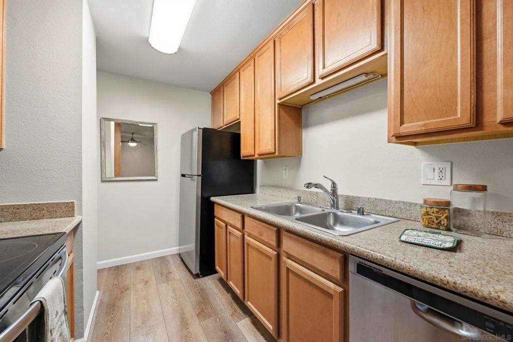 1740 S El Camino Real, #J201, Encinitas, CA 92024 1740 S El Camino Real, #J201, Encinitas, CA 92024