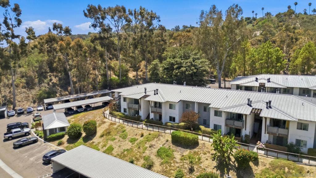 1740 S El Camino Real, #J201, Encinitas, CA 92024 1740 S El Camino Real, #J201, Encinitas, CA 92024