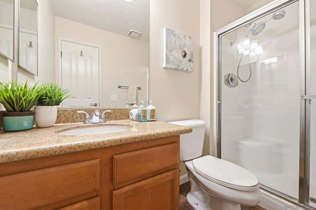 1740 S El Camino Real, #J201, Encinitas, CA 92024 1740 S El Camino Real, #J201, Encinitas, CA 92024
