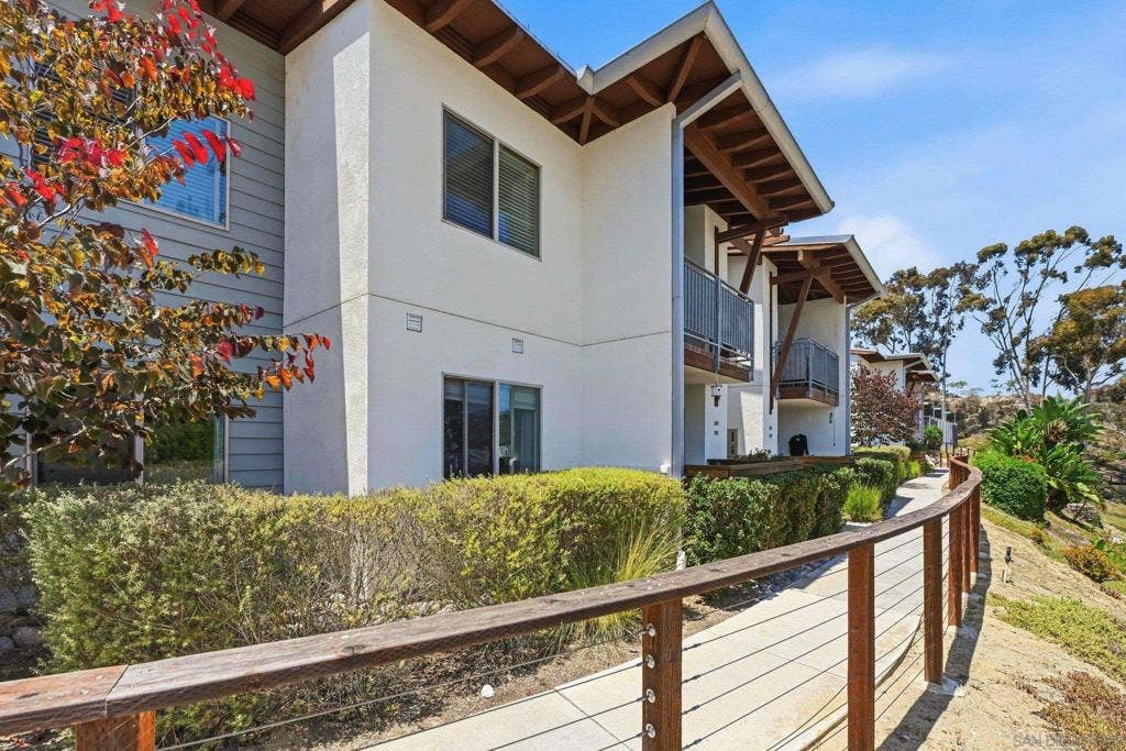 1740 S El Camino Real, #J201, Encinitas, CA 92024 1740 S El Camino Real, #J201, Encinitas, CA 92024