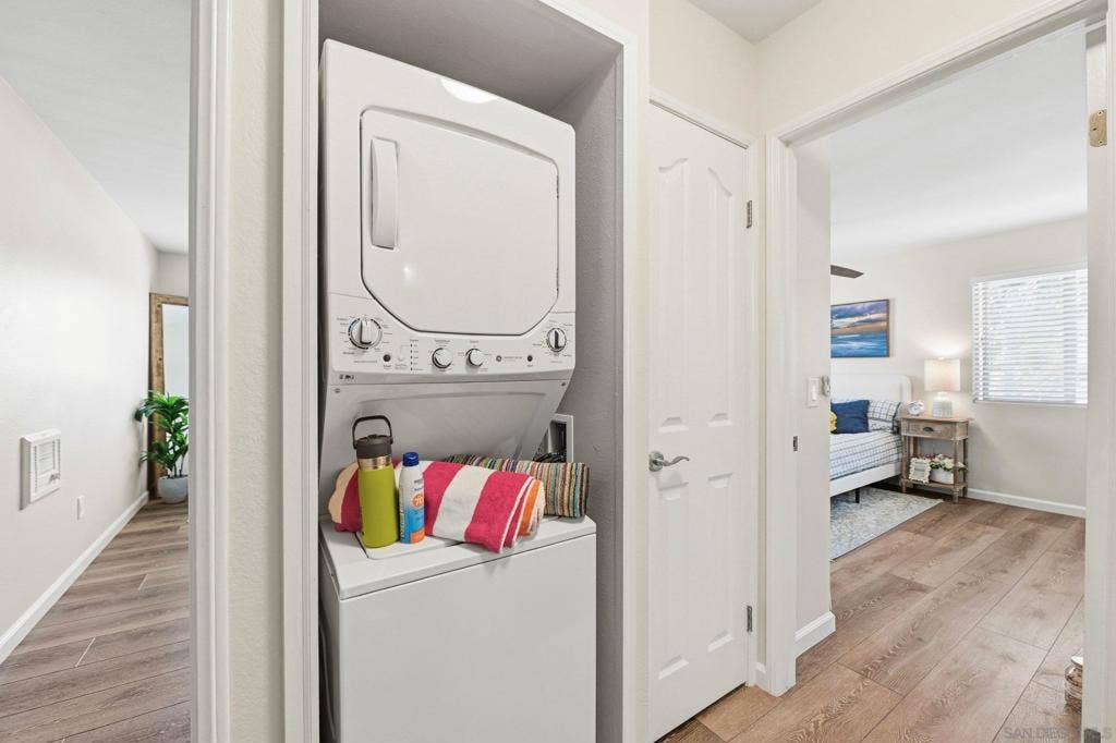 1740 S El Camino Real, #J201, Encinitas, CA 92024 1740 S El Camino Real, #J201, Encinitas, CA 92024
