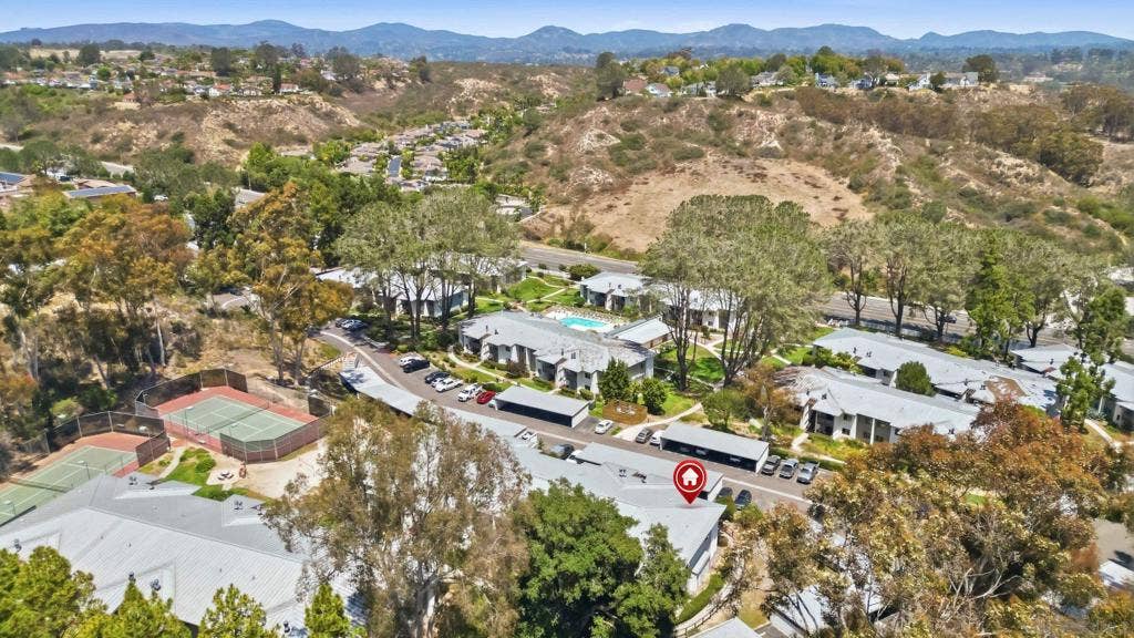 1740 S El Camino Real, #J201, Encinitas, CA 92024 1740 S El Camino Real, #J201, Encinitas, CA 92024